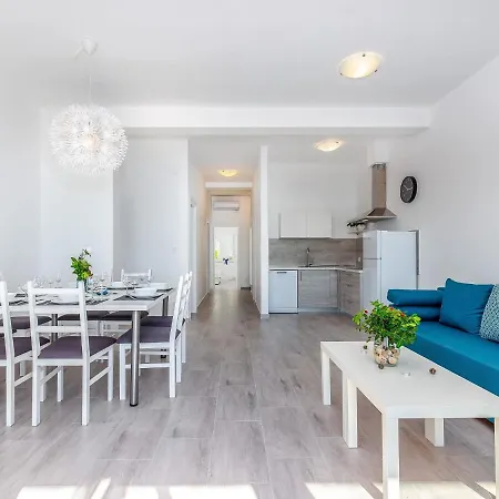 In Croatia With Sea Views Dramalj