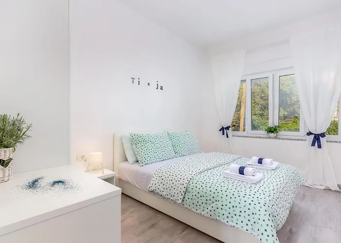 In Croatia With Sea Views Villa Dramalj